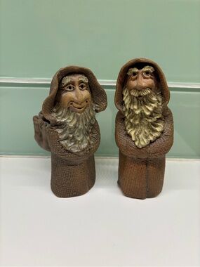 Vintage Windridge House Studio figures, set of 2